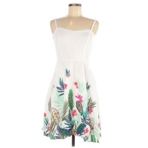 Old Navy Fit & Flare Cami Floral White Sun Dress